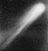 https://upload.wikimedia.org/wikipedia/commons/thumb/9/91/Comet-Halley%27s-tail-NASA-1986-b%26w.jpg/160px-Comet-Halley%27s-tail-NASA-1986-b%26w.jpg